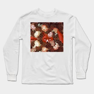 RED FOXES AMONG BROWN WHITE LEAVES AND FOLIAGE Long Sleeve T-Shirt